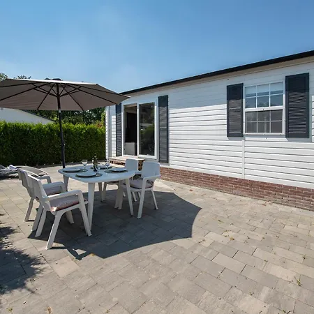 Bicycle Storage - Close To Efteling & Safaripark Beekse Bergen & Parking! 木屋 *