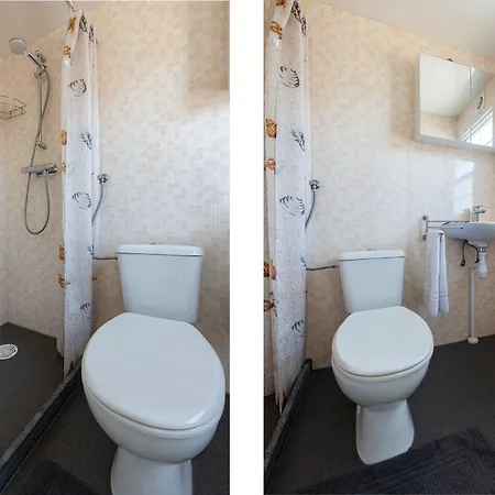 Bicycle Storage - Close To Efteling & Safaripark Beekse Bergen & Parking! * オーイステルウェイク