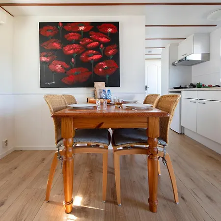 Bicycle Storage - Close To Efteling & Safaripark Beekse Bergen & Parking! 木屋 *