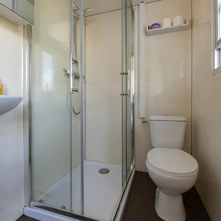 בקתה Bicycle Storage - Close To Efteling & Safaripark Beekse Bergen & Parking! אויסטרוויק