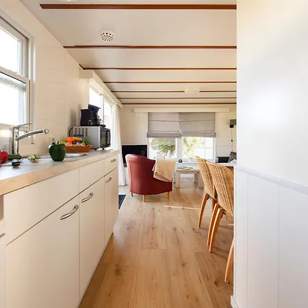 シャレー Bicycle Storage - Close To Efteling & Safaripark Beekse Bergen & Parking! オーイステルウェイク