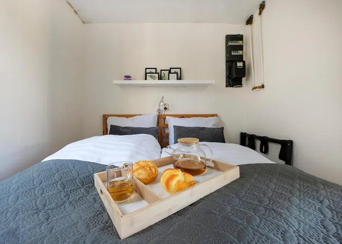 Bicycle Storage - Close To Efteling & Safaripark Beekse Bergen & Parking! *