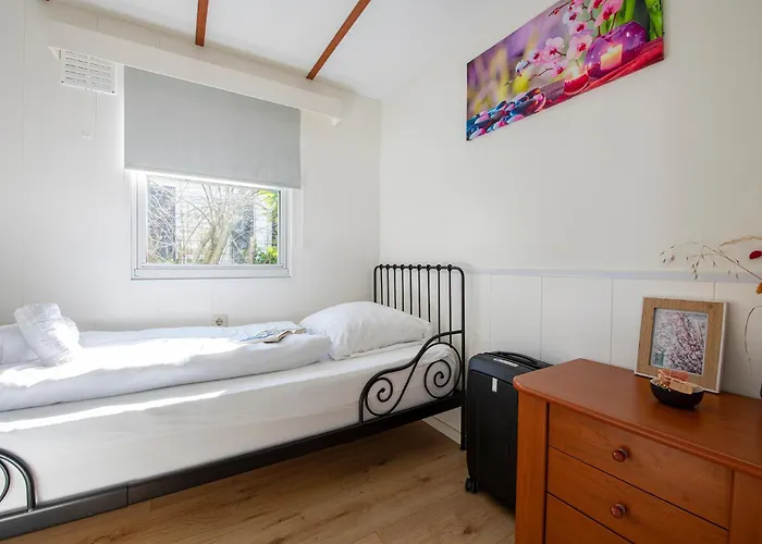 Bicycle Storage - Close To Efteling & Safaripark Beekse Bergen & Parking! Chalet Oisterwijk