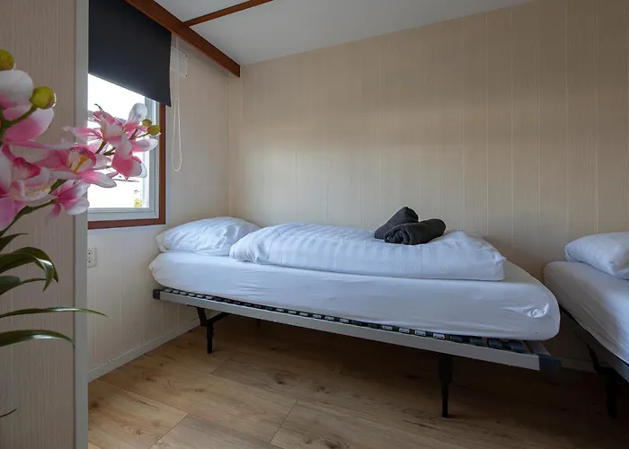 Bicycle Storage - Close To Efteling & Safaripark Beekse Bergen & Parking! *