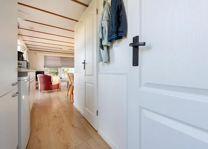 Chalet Bicycle Storage - Close To Efteling & Safaripark Beekse Bergen & Parking! *