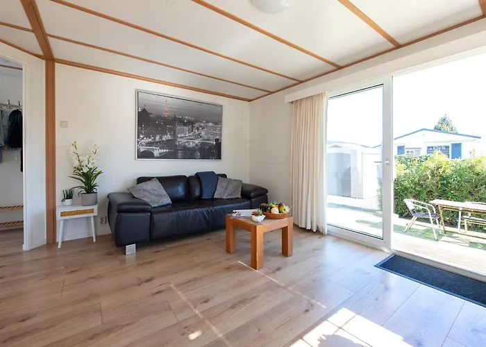 Bicycle Storage - Close To Efteling & Safaripark Beekse Bergen & Parking! *