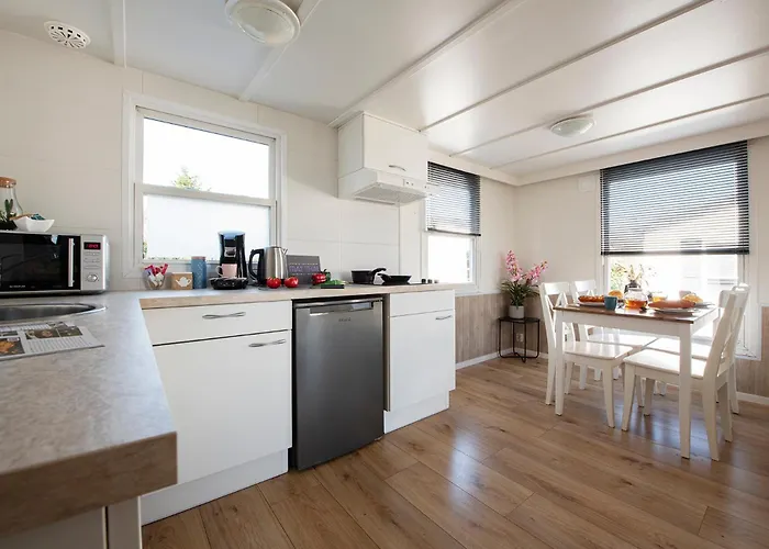 Chalet Bicycle Storage - Close To Efteling & Safaripark Beekse Bergen & Parking!