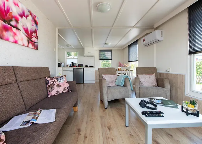 Bicycle Storage - Close To Efteling & Safaripark Beekse Bergen & Parking! *