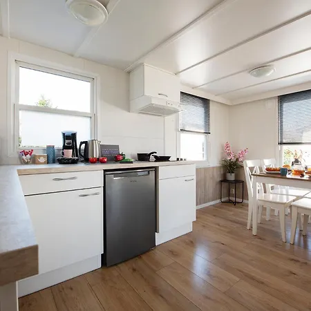 Chalet Bicycle Storage - Close To Efteling & Safaripark Beekse Bergen & Parking!